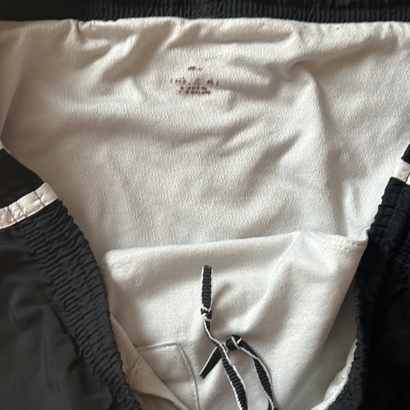 2 Nike shorts - Picture 4 of 5